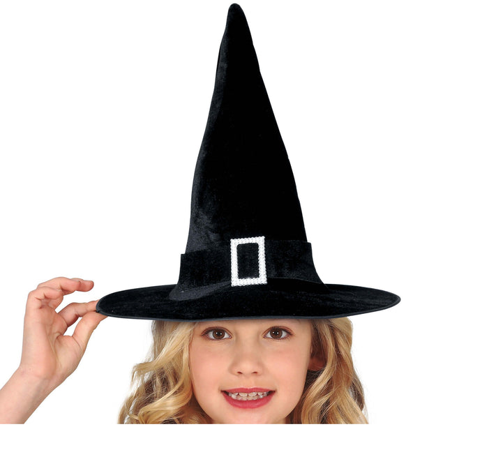 Musta noita hattu lapsi