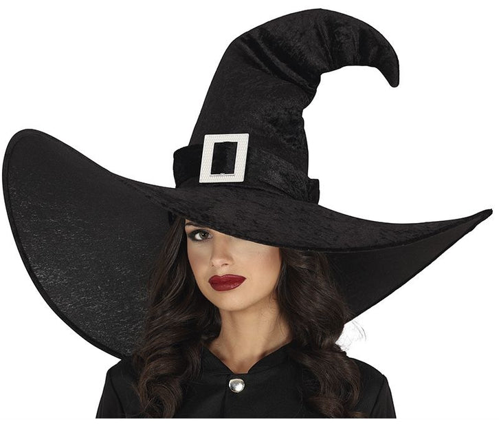 Musta hattu noita Suuri