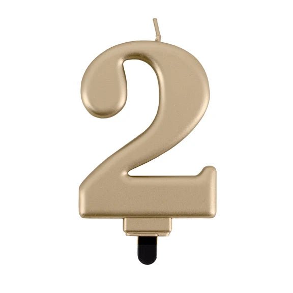 2 Jaar Kaars Goud 8cm van VDV Benefit koop je bij Partywinkel
