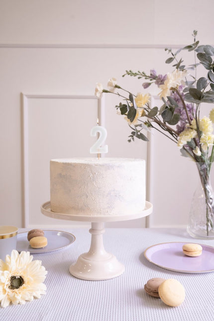 2 Jaar Kaars Lichtgroen 10cm van Partydeco koop je bij Partywinkel