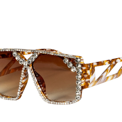 Ruskeat lasit Strass