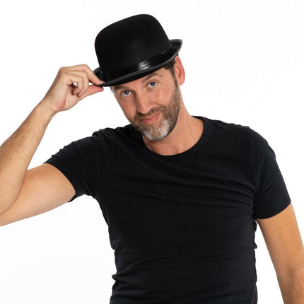 Bowler hattu Musta huopa