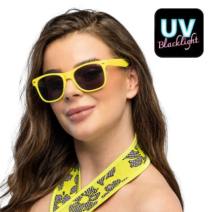 Keltaiset UV-mustavalolasit