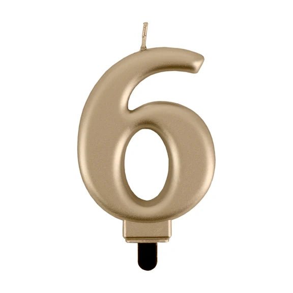 6 Jaar Kaars Goud 8cm van VDV Benefit koop je bij Partywinkel