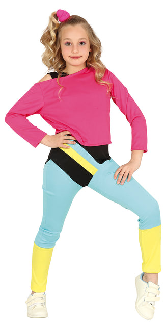 Urheilija puku tyttö