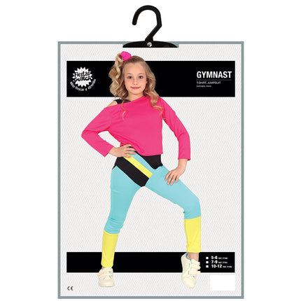 Urheilija puku tyttö