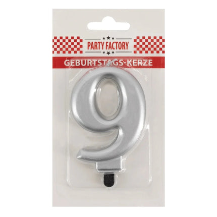 9 Jaar Kaars Zilver Metellic 7cm van VDV Benefit koop je bij Partywinkel