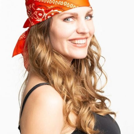 Bandana Traditioneel Oranje 55cm van Partychimp koop je bij Partywinkel