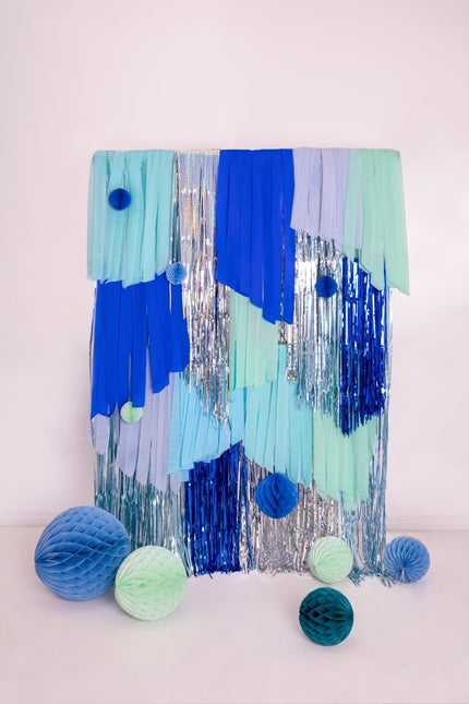 Blauwe Honeycomb 20cm van Partydeco koop je bij Partywinkel