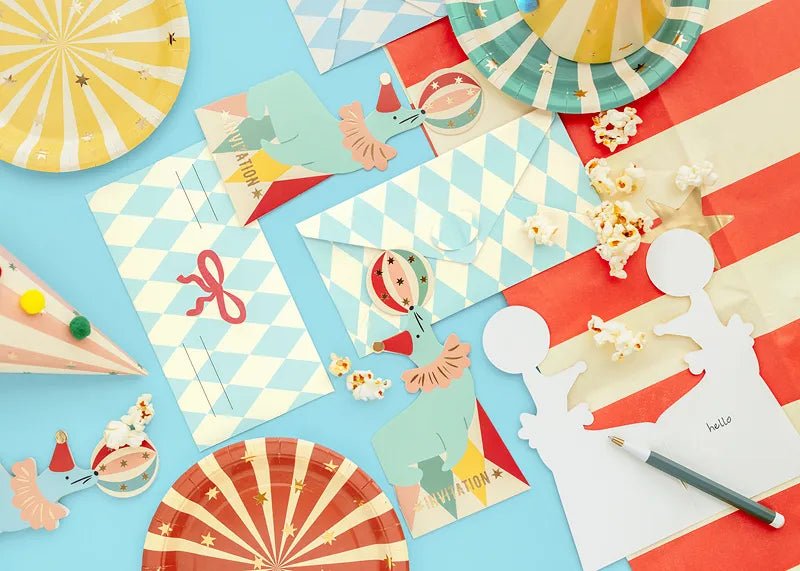 Circus Uitnodigingen 18,5cm van Partydeco koop je bij Partywinkel