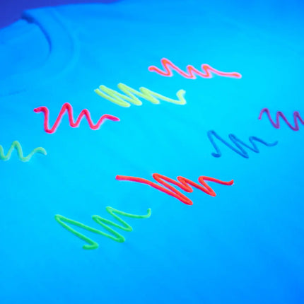 Moon Glow Hehkuva kangasmaali sininen 30ml