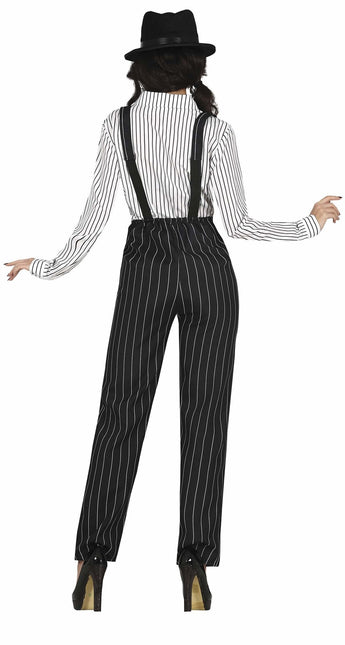 Gangsteri puku naiset