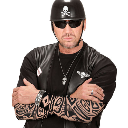 Musta väärennetty tatuointi