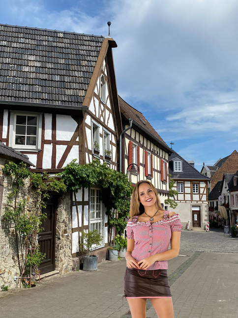 Punainen Valkoinen pusero Hyvät ruudullinen solkien kanssa