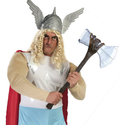 Väärennetty kirves