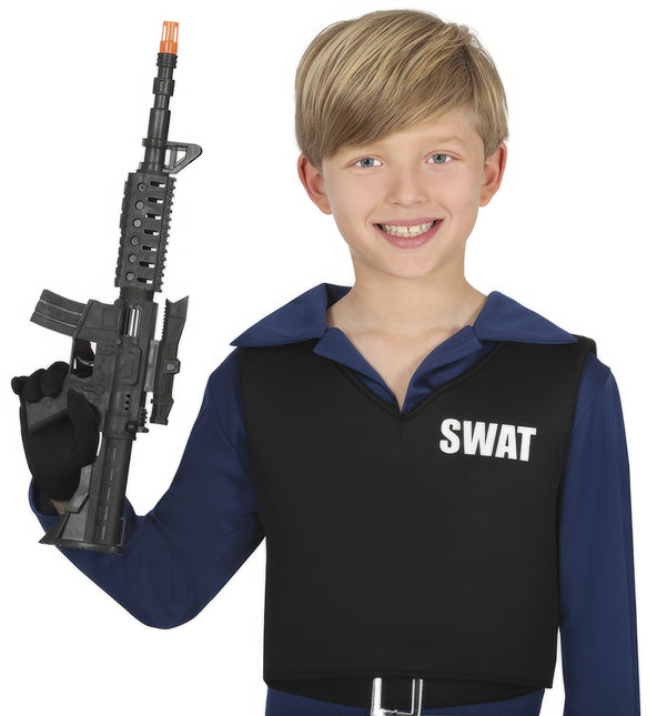 Väärennetty ase tähtäimillä 44cm