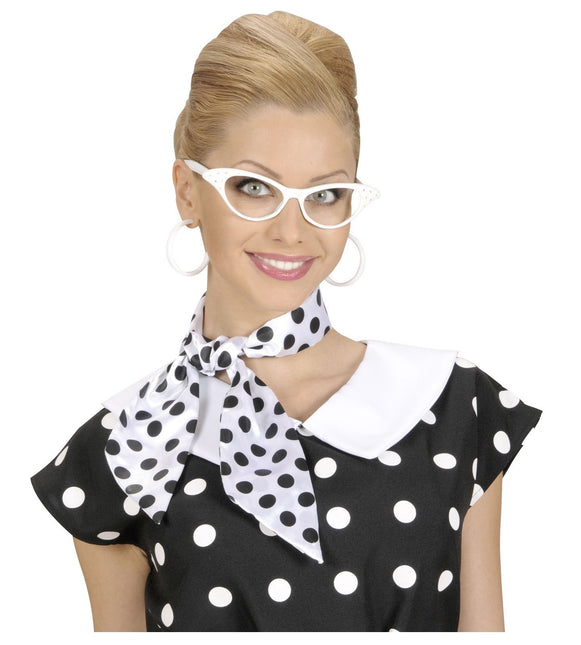 Valkoinen musta huivi