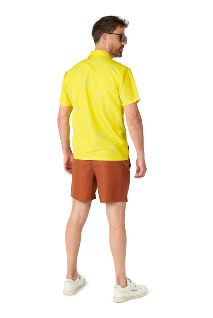 Paavo asettaa miesten pukumestarin