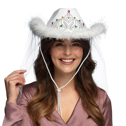 Valkoinen hattu morsian