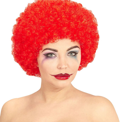 Punainen peruukki pelle kiharat