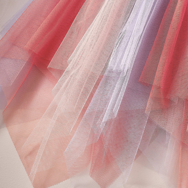 Perhonen tutu tyttö