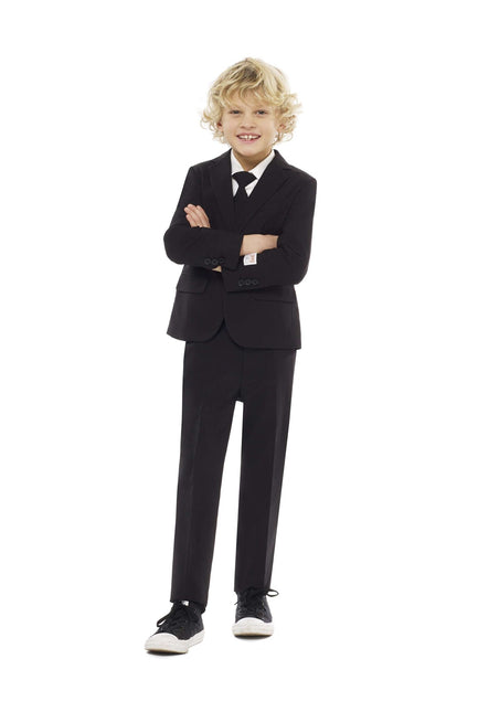 Musta puku poika OppoSuits