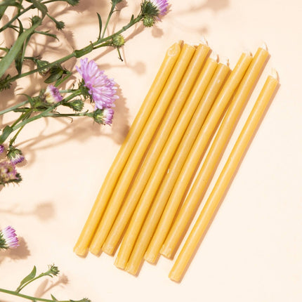 Keltaiset kynttilät 10cm 24kpl