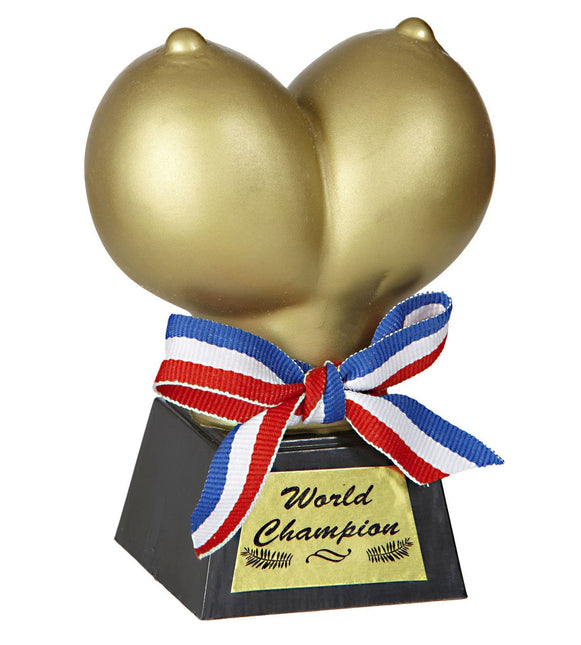 Kultaiset rinnat -pokaali