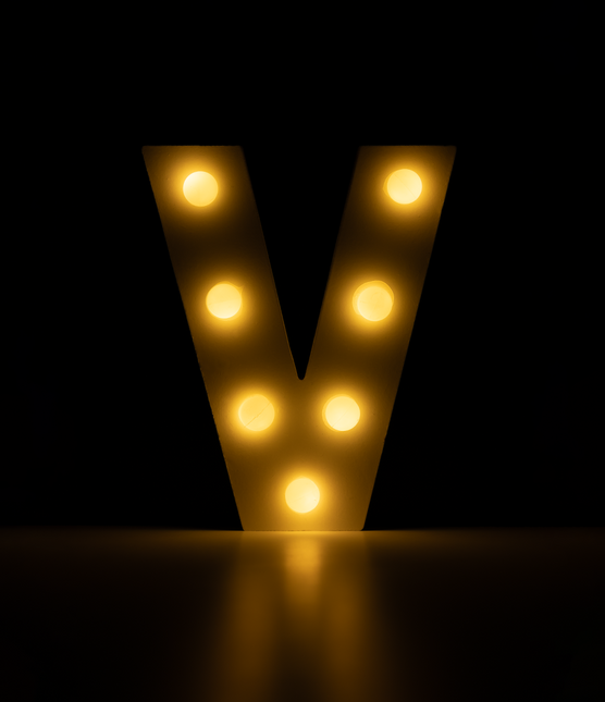 V Light Letter 16.5cm
