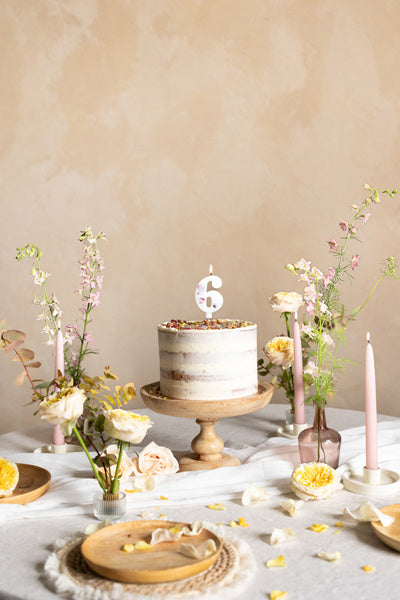 6 vuoden kynttilän terälehdet 8cm