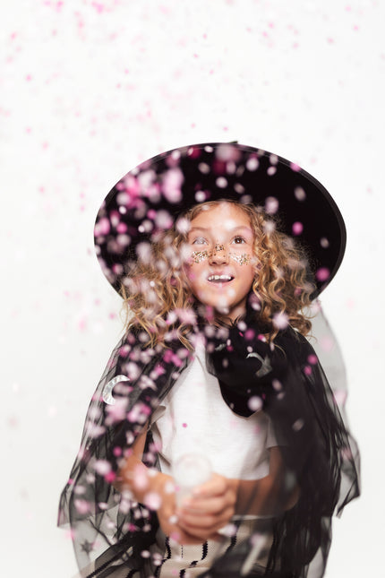 Musta Halloween viitta