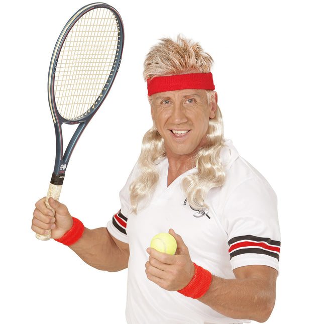 Punainen hikinauhat vaaleat kiharat hiukset