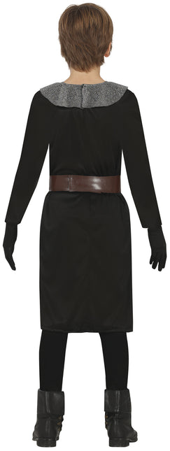 Ritari puku musta poika