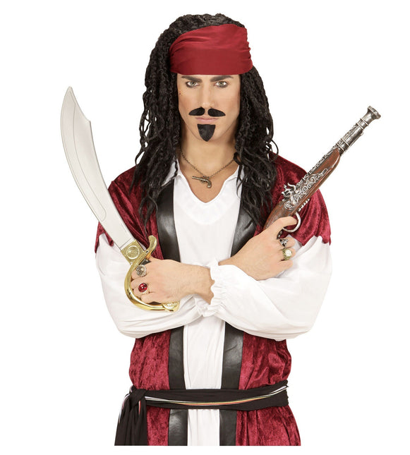 Väärennetty pistooli