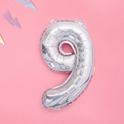 Folie Ballon Cijfer 9 Holografisch 35cm van Partydeco koop je bij Partywinkel