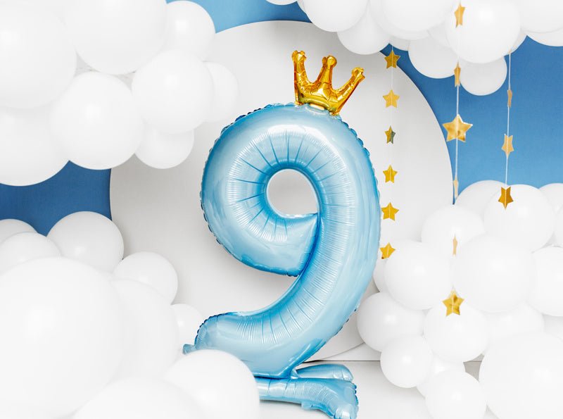Folie Ballon Cijfer 9 Lichtblauw Standaard Leeg 84cm van Partydeco koop je bij Partywinkel