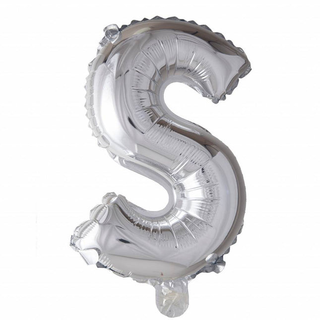 Folie Ballon Letter S Zilver XL 102cm leeg van WeFiesta koop je bij Partywinkel