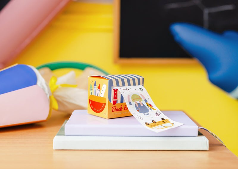 Gekleurde Sticker School 19 delig van Partydeco koop je bij Partywinkel