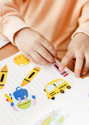 Gekleurde Sticker School 19 delig van Partydeco koop je bij Partywinkel