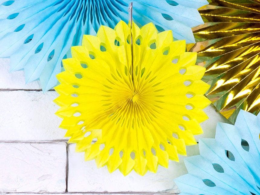 Gele Papieren Waaiers 20cm 3st van Partydeco koop je bij Partywinkel
