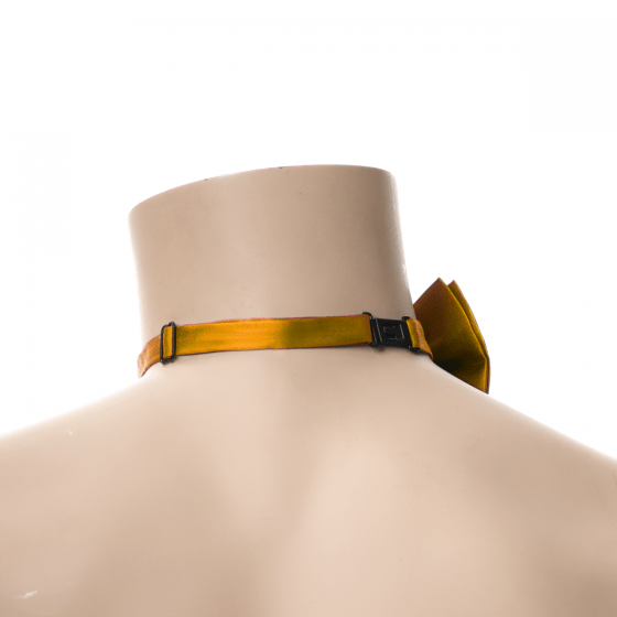 Gele Vlinderdas van Partychimp koop je bij Partywinkel