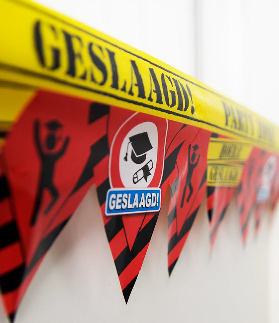 Geslaagd Afzetlint 12m van Paper Dreams koop je bij Partywinkel