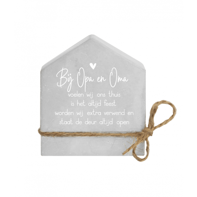 Grijze Cement Huisje Opa En Oma 8cm van Paper Dreams koop je bij Partywinkel