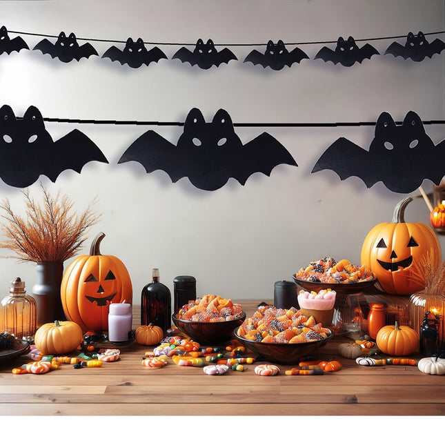 Halloween Slinger Vleermuis 3m van Fiestas Guirca koop je bij Partywinkel
