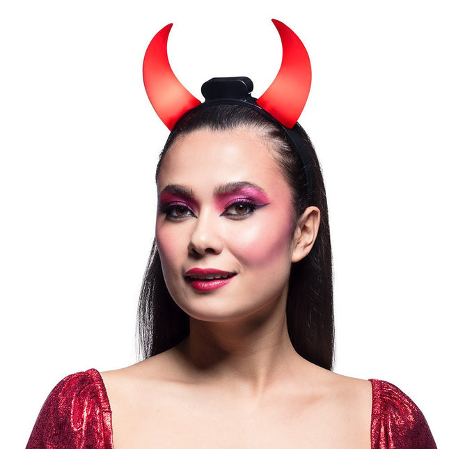 Halloween Tiara Duivelhoorntjes Led van Boland koop je bij Partywinkel