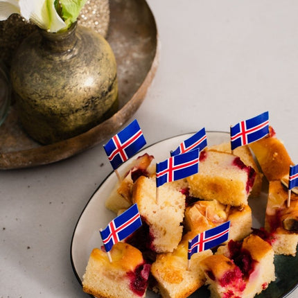 Ijsland Cocktailprikkers Ijsland 6cm 50st van WeFiesta koop je bij Partywinkel