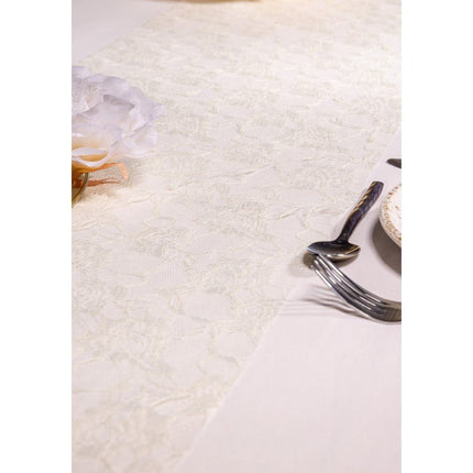 Ivoorkleurige Tafelloper Roses 5m van CHAKS koop je bij Partywinkel