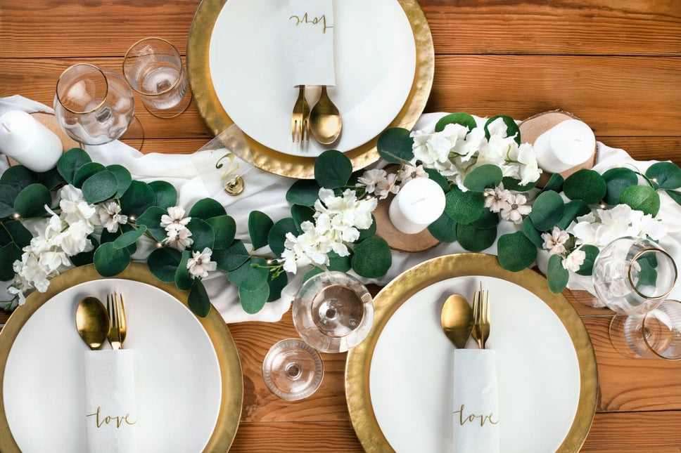 Lichtslinger LED Eucalyptus 2m van Partydeco koop je bij Partywinkel