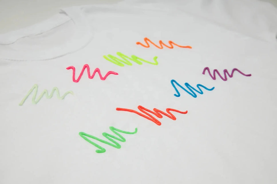 Moon Glow Glow in the Dark Fabric Paint Yellow 30ml van Moon Creations koop je bij Partywinkel