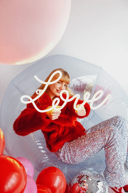 Love Neon Lamp 61cm van Partydeco koop je bij Partywinkel